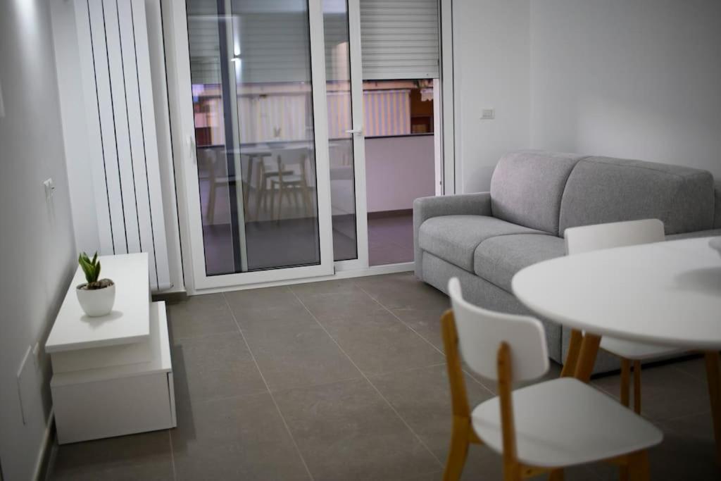Matilde'S Flat Apartment Milazzo Exterior photo