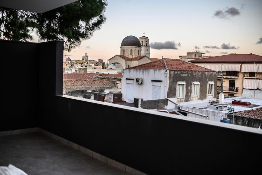 Matilde'S Flat Apartment Milazzo Exterior photo