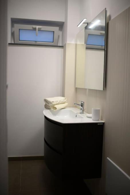 Matilde'S Flat Apartment Milazzo Exterior photo