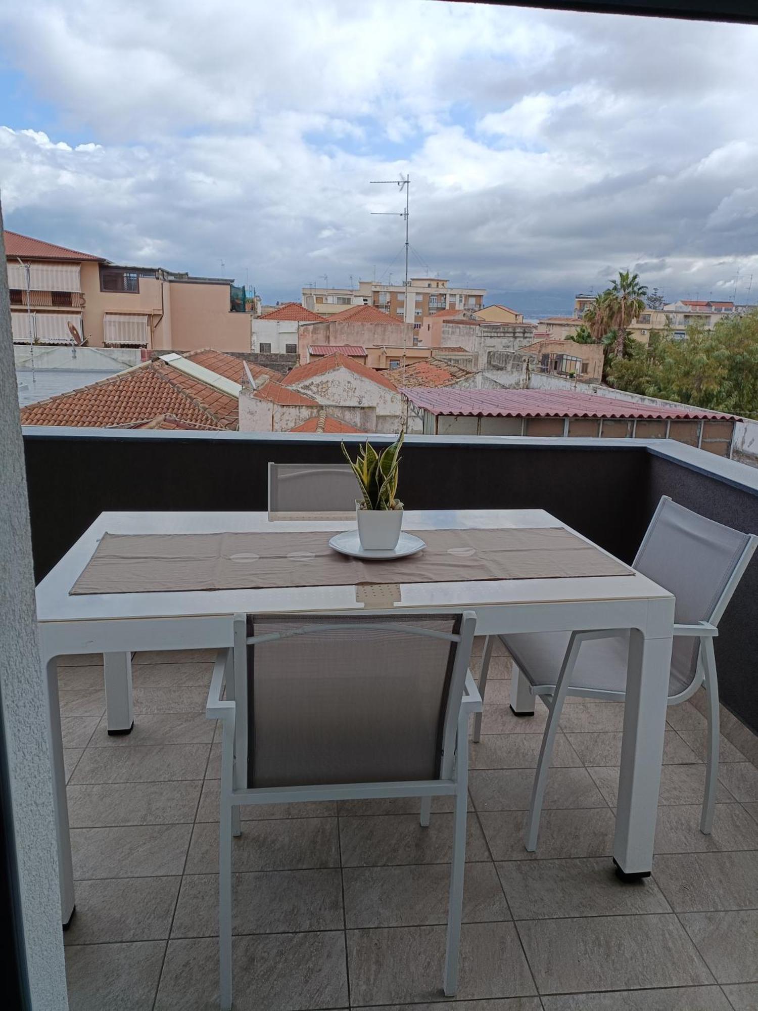 Matilde'S Flat Apartment Milazzo Exterior photo
